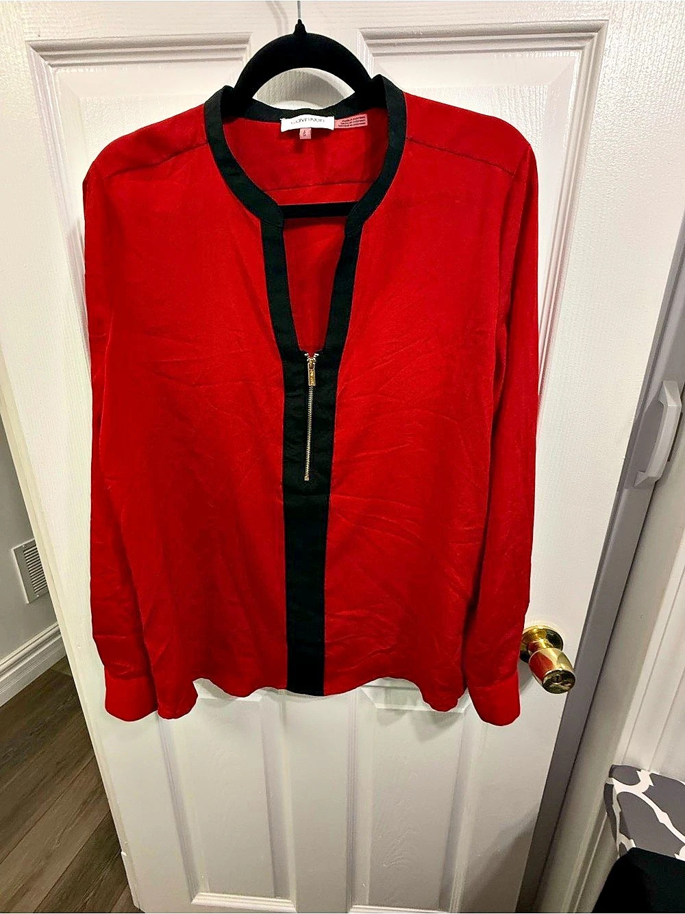 Calvin Klein Red & Black Zip-Front Blouse Size Large